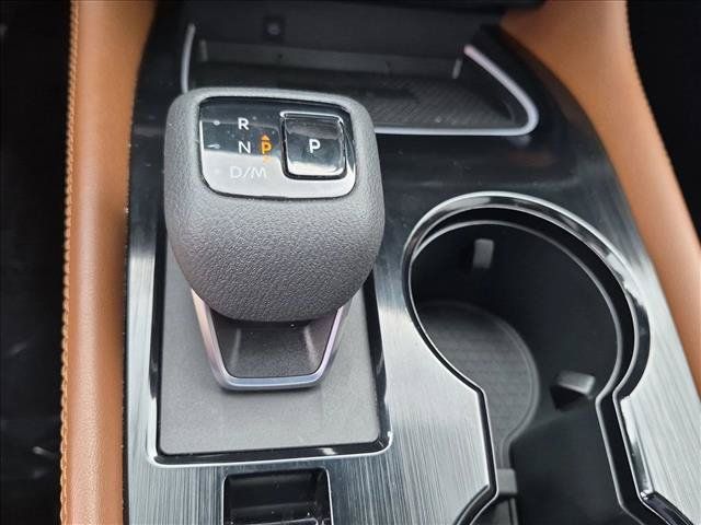 Used 2026 Nissan Rogue Platinum w/ Platinum Premium Package AWD/4WD image 12