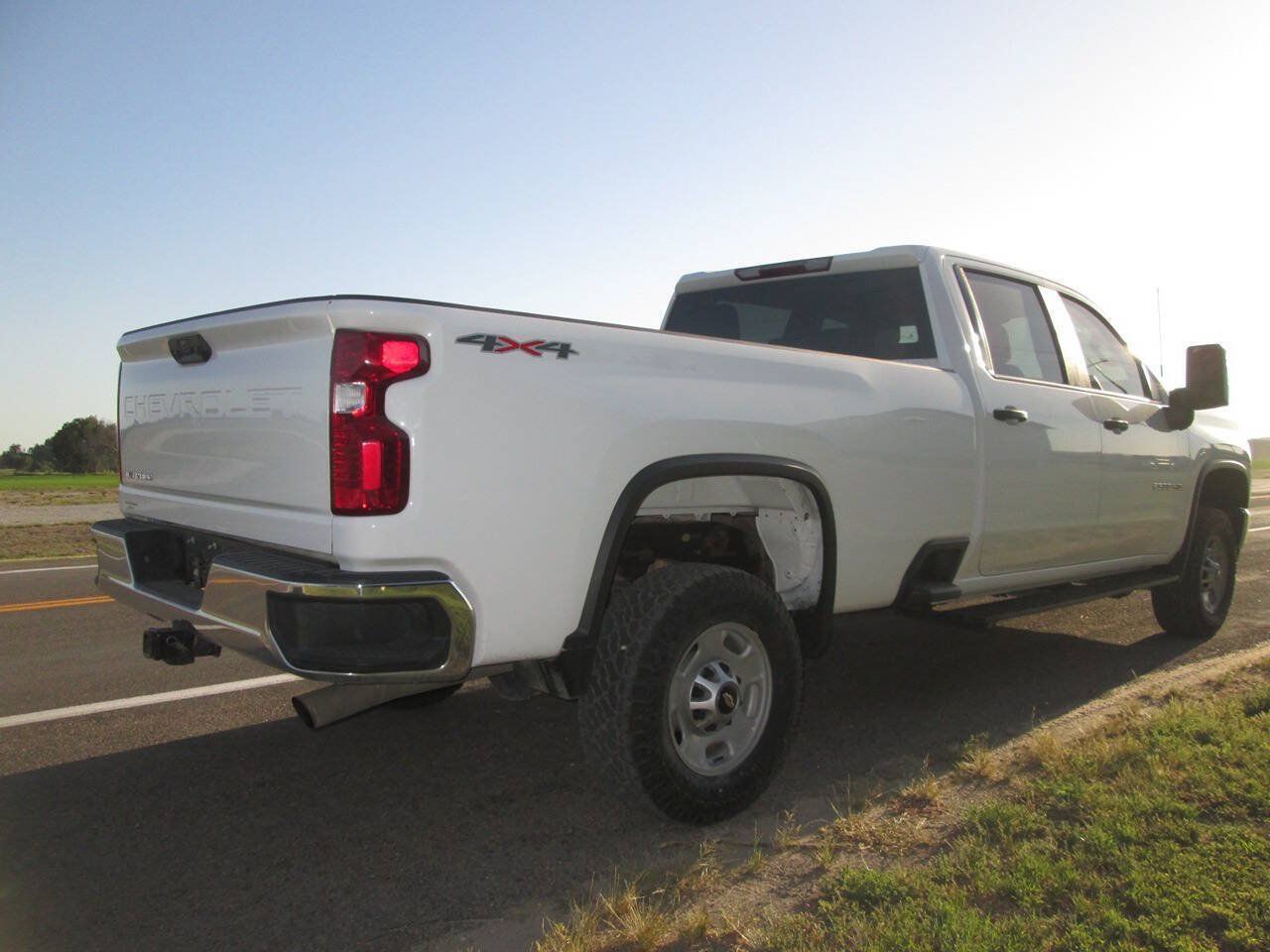 Used 2023 Chevrolet Silverado 2500 W/T w/ WT Convenience Package AWD/4WD image 6