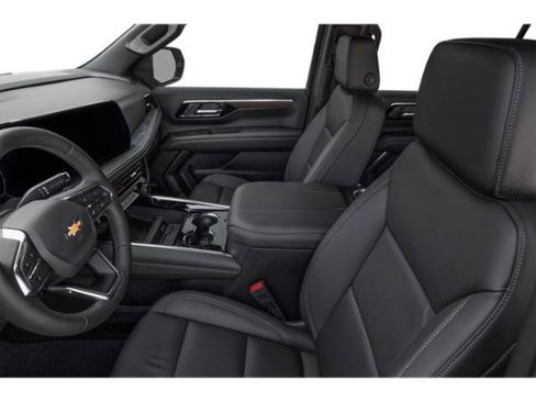 New 2026 Chevrolet Suburban LT AWD/4WD image 11