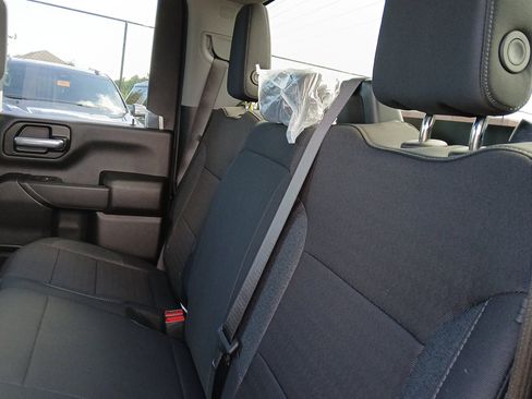 New 2026 Chevrolet Silverado 2500 Custom w/ Custom Convenience Package image 20