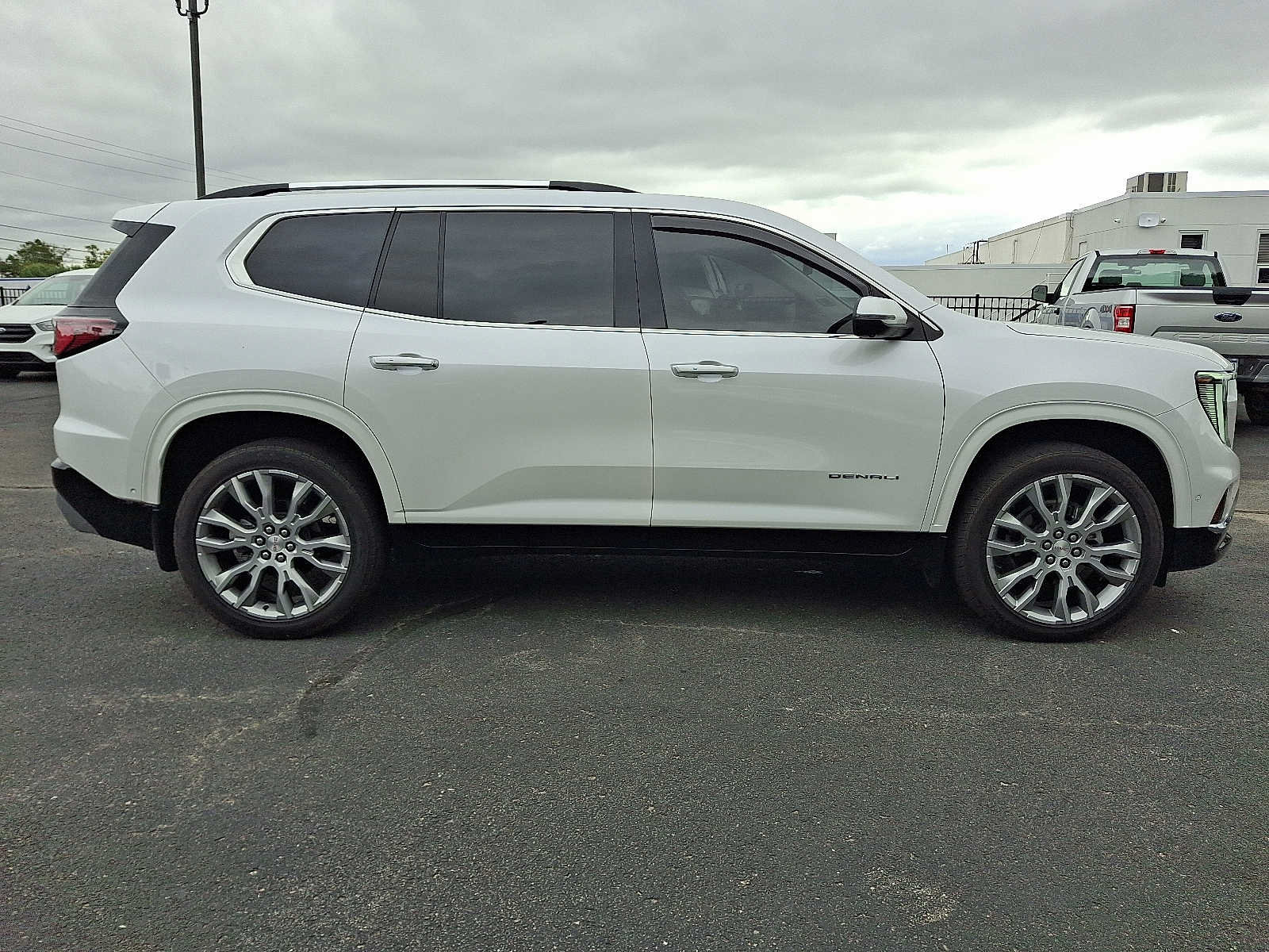 Used 2025 GMC Acadia Denali w/ Super Cruise Package AWD/4WD image 8