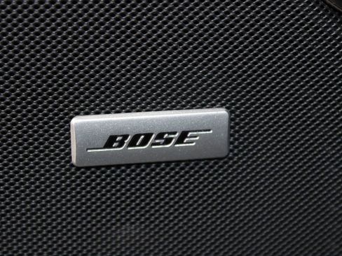 Used 2024 GMC Yukon XL Denali image 32