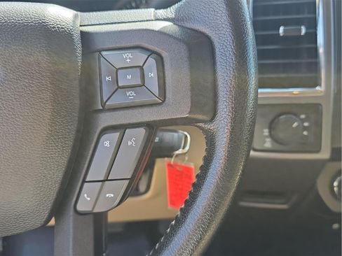 Used 2015 Ford F150 XLT w/ Equipment Group 301A Mid AWD/4WD image 14