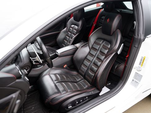 Used 2014 Ferrari FF image 27