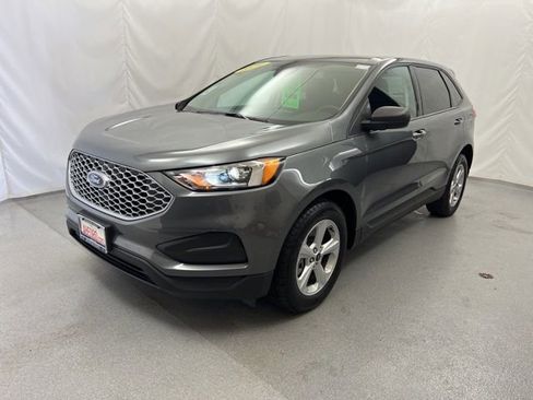 New 2024 Ford Edge SE image 10