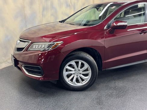 Used 2017 Acura RDX AWD image 2