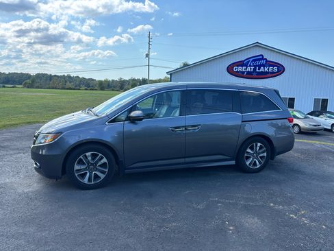 Used 2014 Honda Odyssey Touring image 8