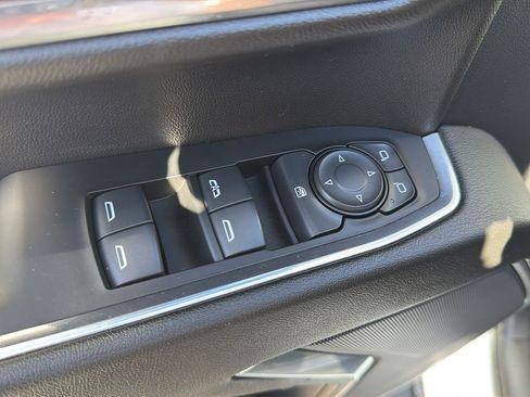 Used 2024 GMC Sierra 2500 SLE w/ SLE Convenience Package image 20