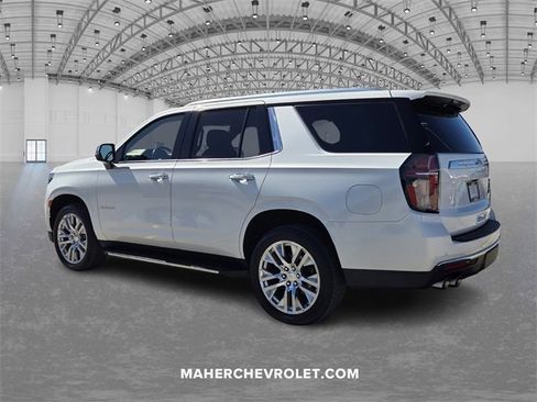Used 2021 Chevrolet Tahoe Premier w/ Premium Package image 5