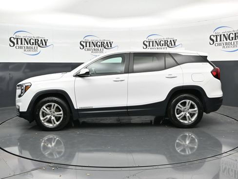 Used 2024 GMC Terrain SLE FWD image 4