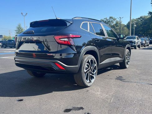 New 2025 Chevrolet Trax RS w/ Driver Confidence Package image 5