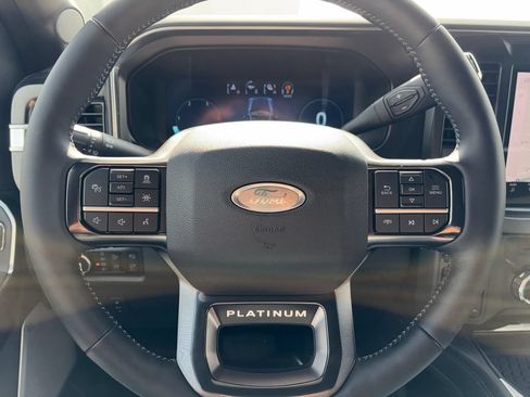 Used 2026 Ford F450 Platinum w/ FX4 Off-Road Package AWD/4WD image 11
