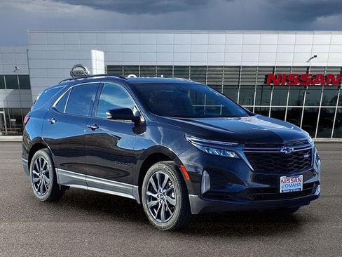 Used 2023 Chevrolet Equinox RS w/ RS Leather Package image 1