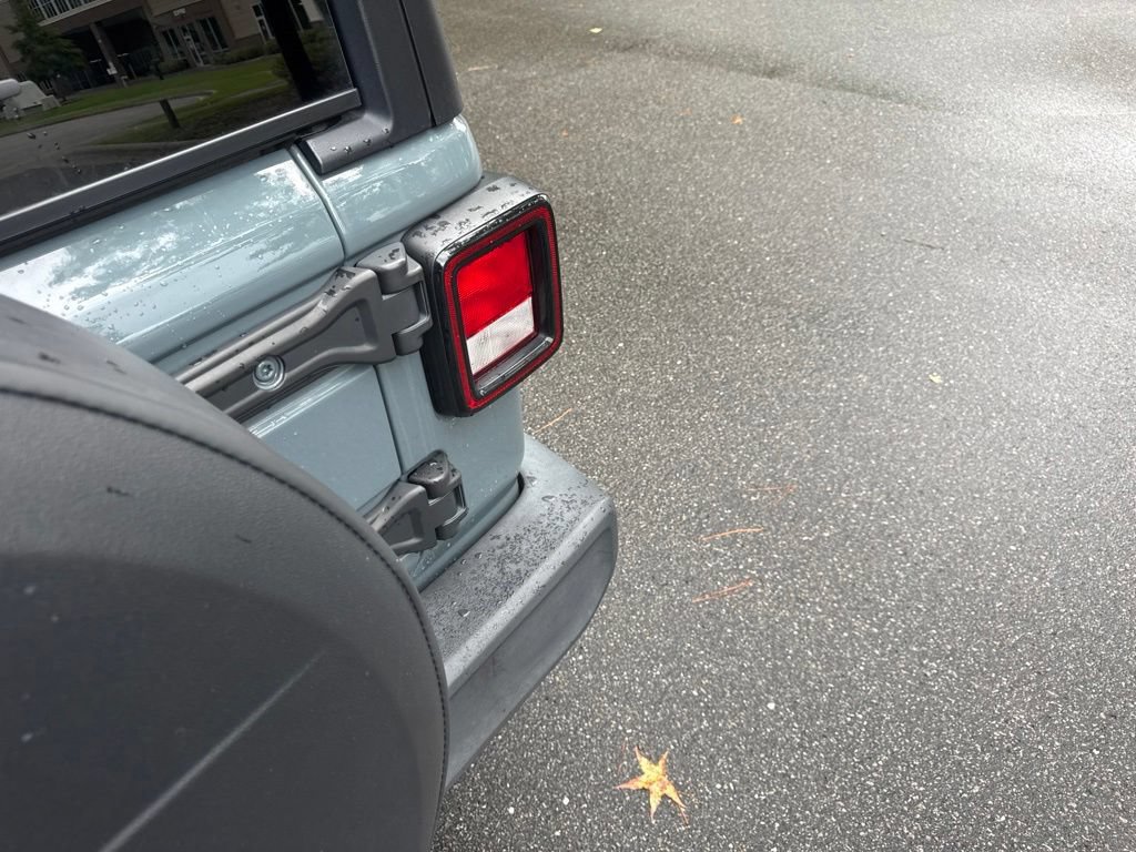 Used 2024 Jeep Wrangler Unlimited Sport AWD/4WD image 41