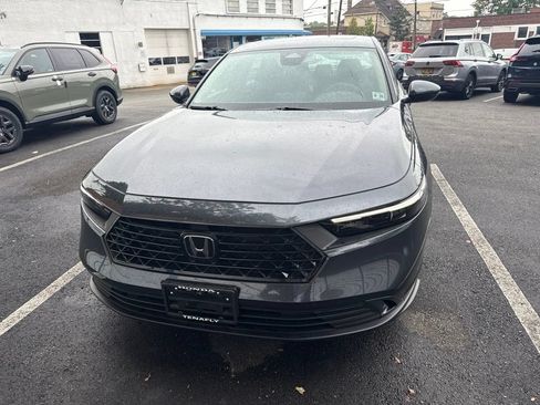 Used 2023 Honda Accord EX image 2