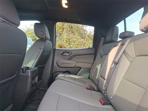 Certified 2025 Chevrolet Colorado ZR2 w/ Technology Package image 10