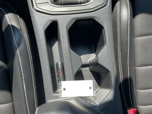 Used 2022 Volkswagen Jetta SE image 36