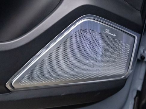 Certified 2022 Porsche Cayenne Turbo GT image 15