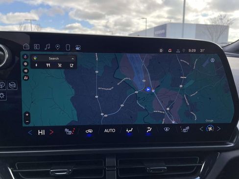 Used 2024 Chevrolet Equinox EV RS image 16