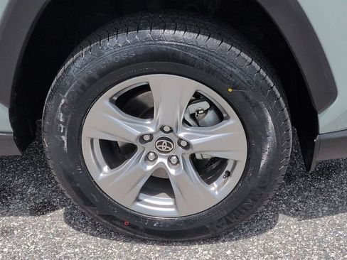 Used 2023 Toyota RAV4 XLE w/ Convenience Package FWD image 11