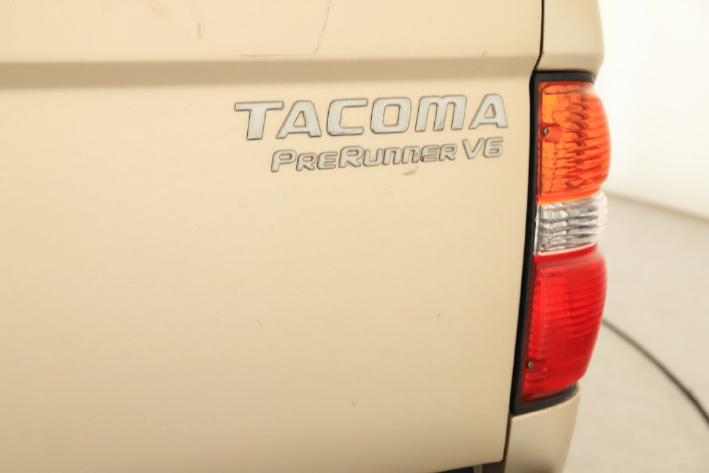 Used 2004 Toyota Tacoma PreRunner w/ Convenience Pkg RWD image 24