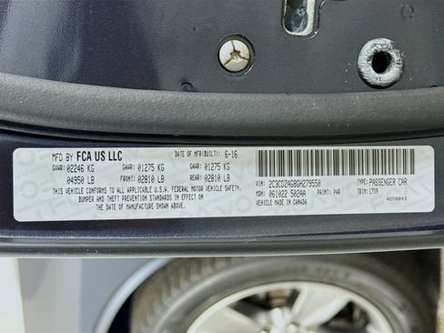 Used 2016 Dodge Challenger SXT image 37