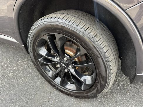 Used 2019 Dodge Durango GT w/ Blacktop Package AWD/4WD image 40