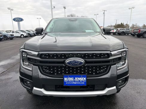 Used 2025 Ford Ranger Lariat w/ FX4 Off-Road Package image 8