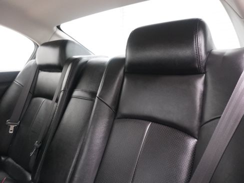Used 2011 INFINITI G25 RWD image 12