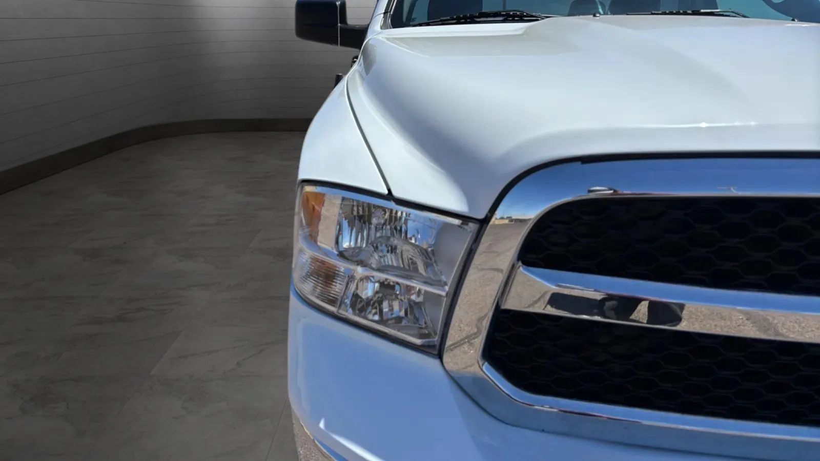 Used 2021 RAM 1500 Classic SLT RWD image 46