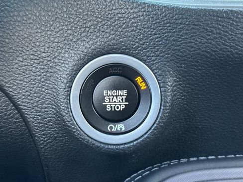 Used 2023 Dodge Challenger GT image 31