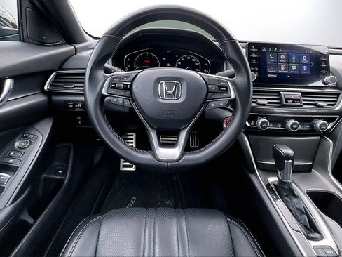 Used 2022 Honda Accord Sport image 11