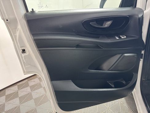 Used 2016 Mercedes-Benz Metris image 13