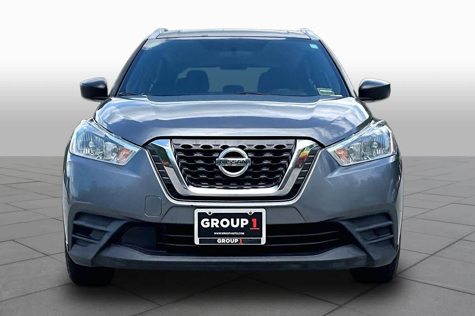 Used 2019 Nissan Kicks S FWD image 4