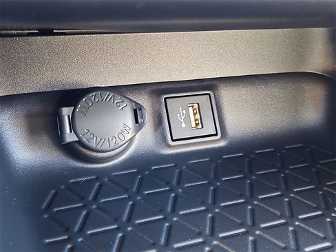 New 2025 Toyota RAV4 XLE image 13