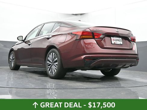 Used 2023 Nissan Altima 2.5 SV image 49