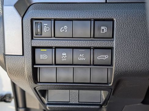 Used 2025 Toyota 4Runner TRD Off-Road Premium AWD/4WD image 23