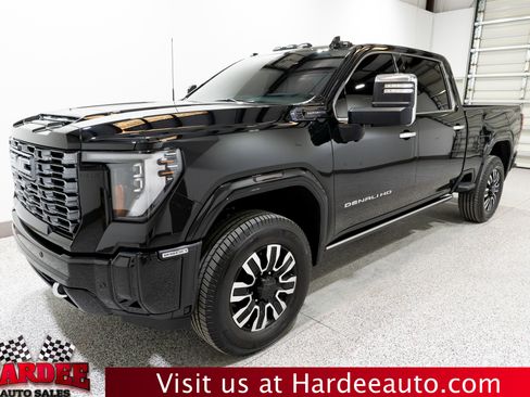 Used 2026 GMC Sierra 2500 Denali Ultimate AWD/4WD image 2