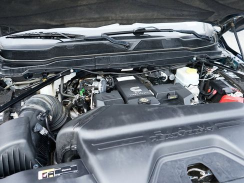 Used 2022 RAM 2500 Big Horn w/ Night Edition image 13