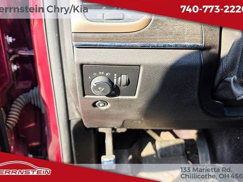 Used 2017 Jeep Grand Cherokee Limited w/ Luxury Group II AWD/4WD image 12