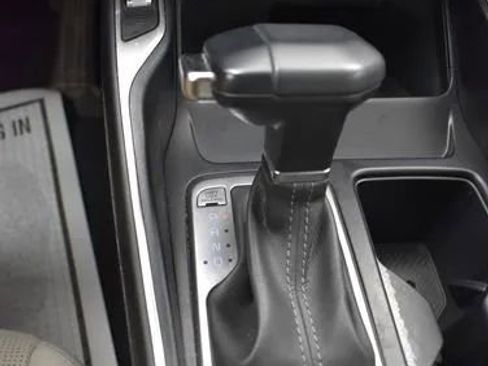 Used 2024 Kia Sorento S AWD/4WD image 35