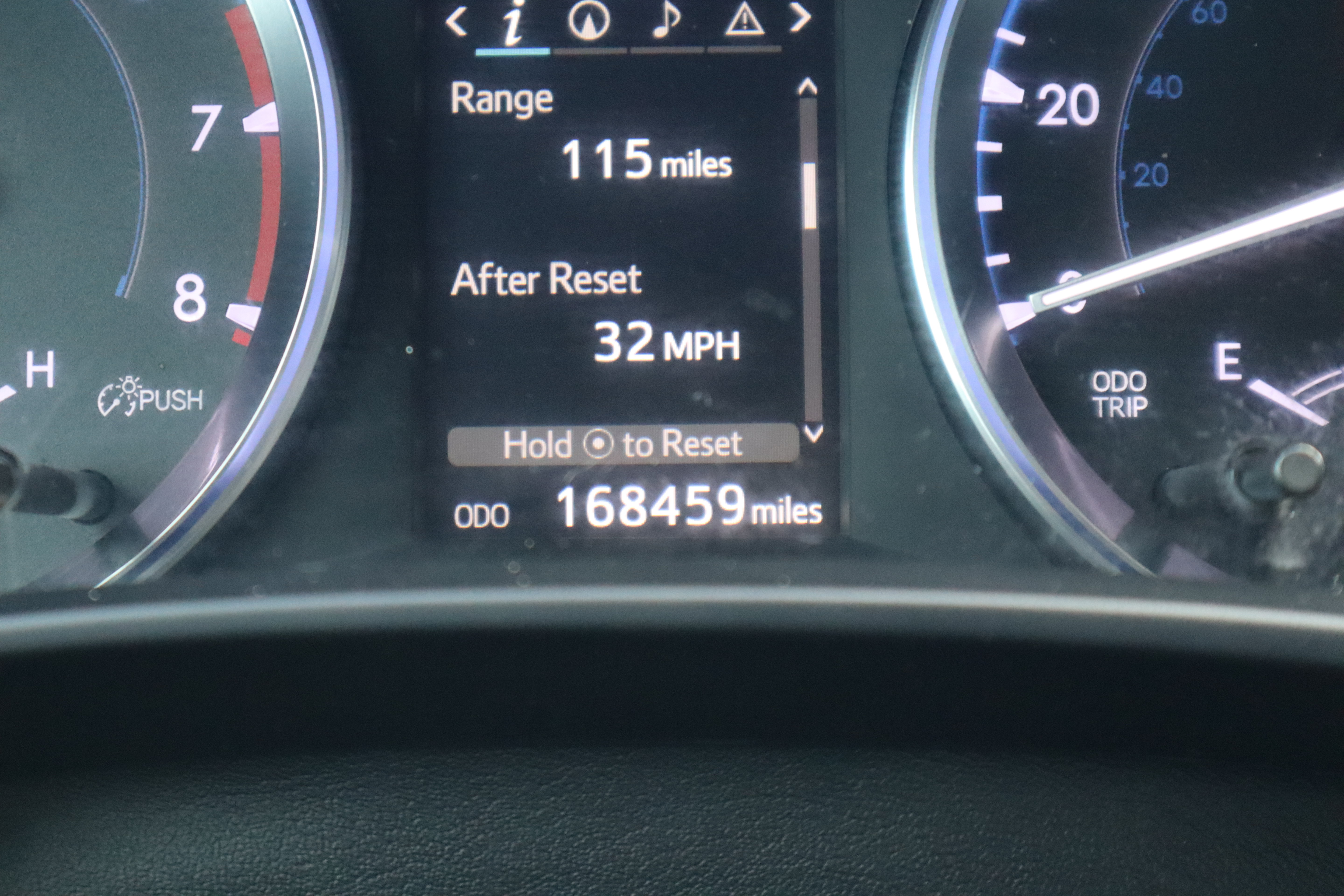 Used 2015 Toyota Highlander XLE FWD image 20