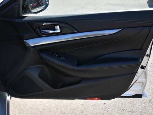 Used 2023 Nissan Maxima SV w/ Floor Mat Group FWD image 39