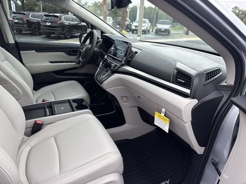 New 2026 Honda Odyssey EX-L image 21
