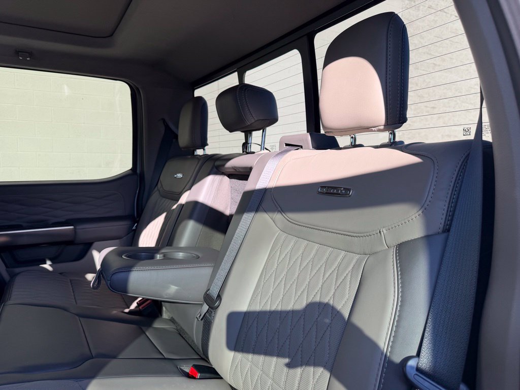 Used 2026 Ford F350 Platinum w/ Platinum Plus Package AWD/4WD image 29