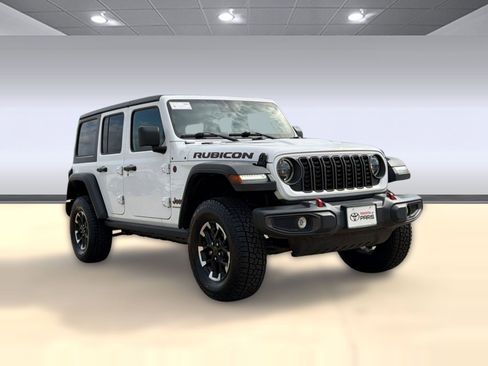 Used 2025 Jeep Wrangler Unlimited Rubicon image 6