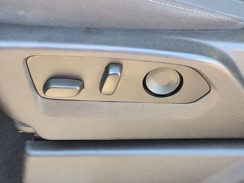 Used 2023 Chevrolet Silverado 1500 RST w/ Z71 Off-Road Package image 15