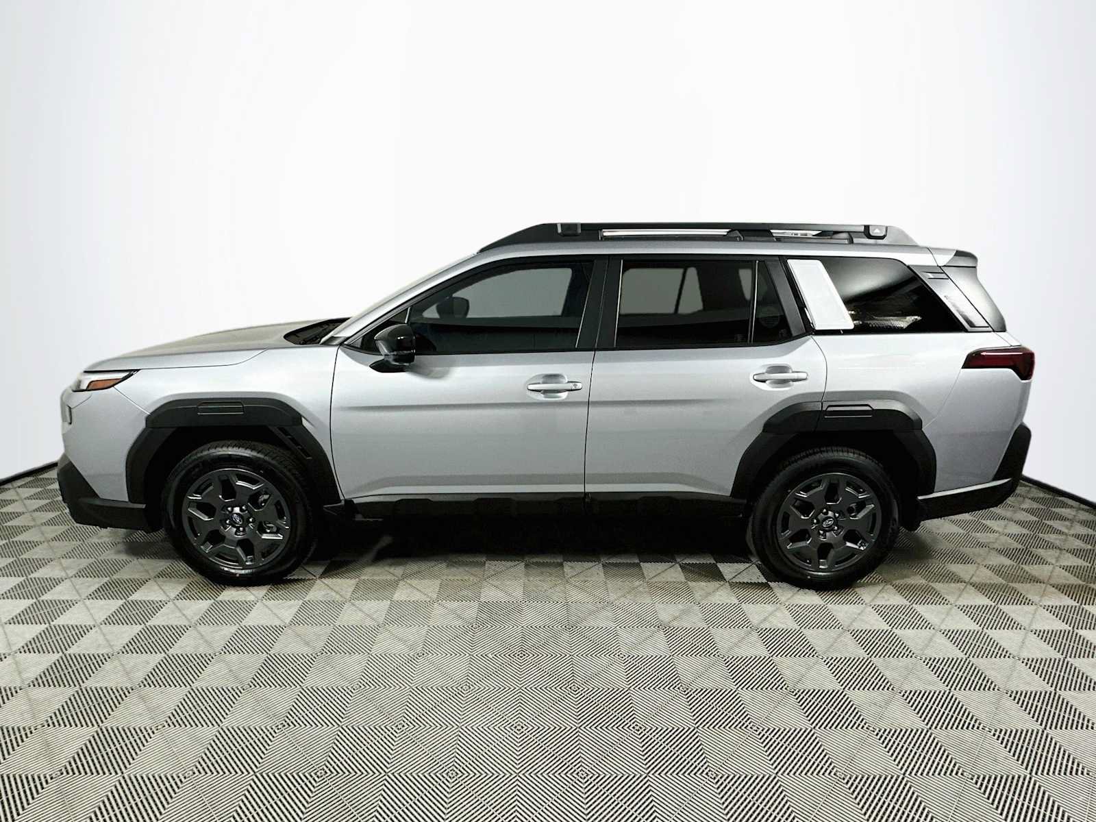 Certified 2026 Subaru Outback Premium AWD/4WD image 4