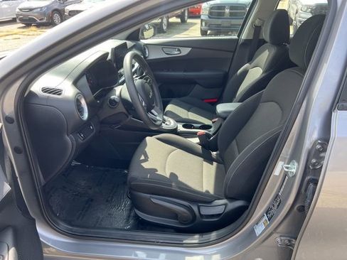 Used 2023 Kia Forte LXS image 22