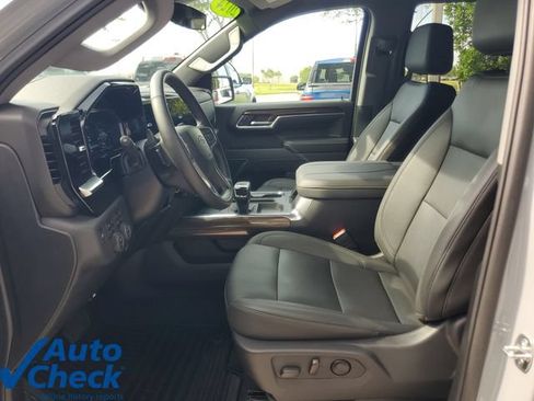 Used 2024 Chevrolet Silverado 1500 RST w/ Convenience Package II AWD/4WD image 17